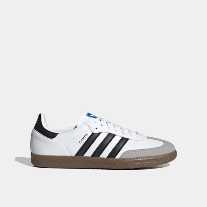 Adults classic sneakers