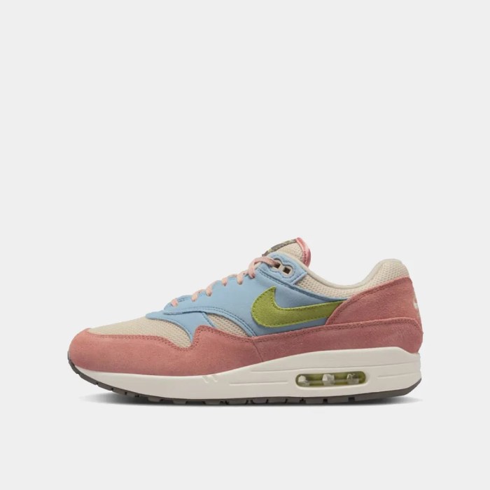 Adults classic sneakers