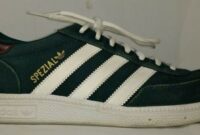 Stylish canvas Adidas sandals for gym
